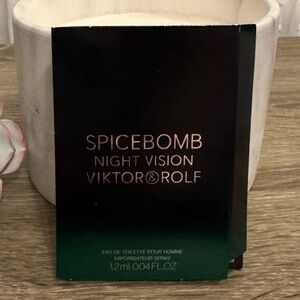 NEW Viktor & Rolf Spicebomb Night Vision Eau de Toilette Sample 1.7ml/0.04oz